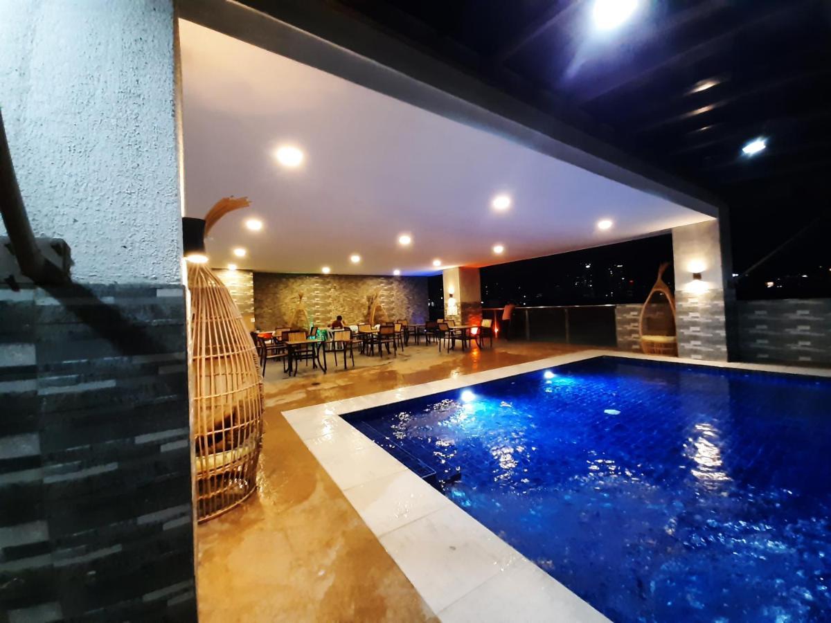 1809 Sunvida Tower Condo Across Sm City Cebu Exterior foto